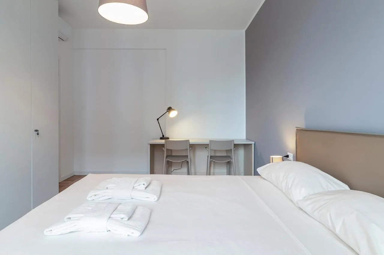 I Host Apartment - Ettore Ponti 48 Milan Italy
