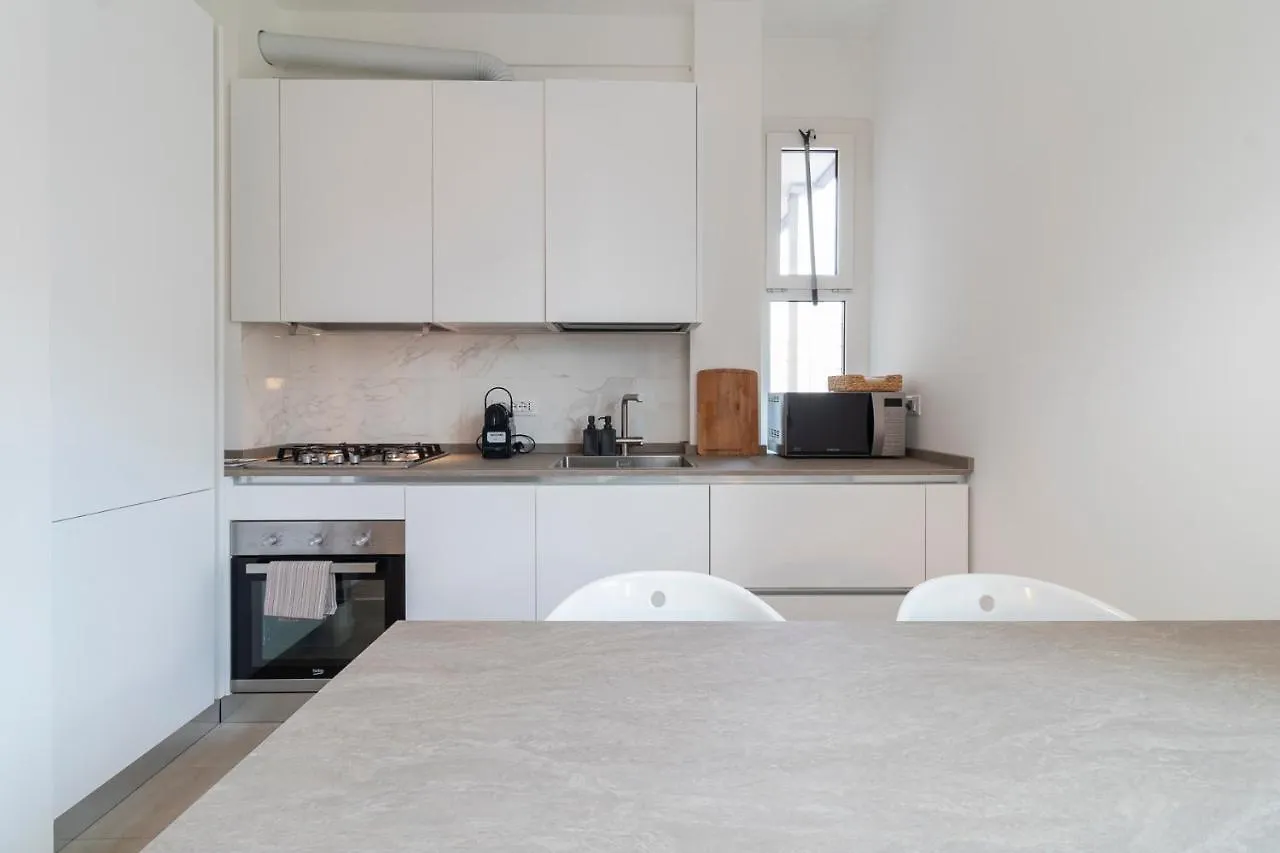 I Host Apartment - Ettore Ponti 48 Milan