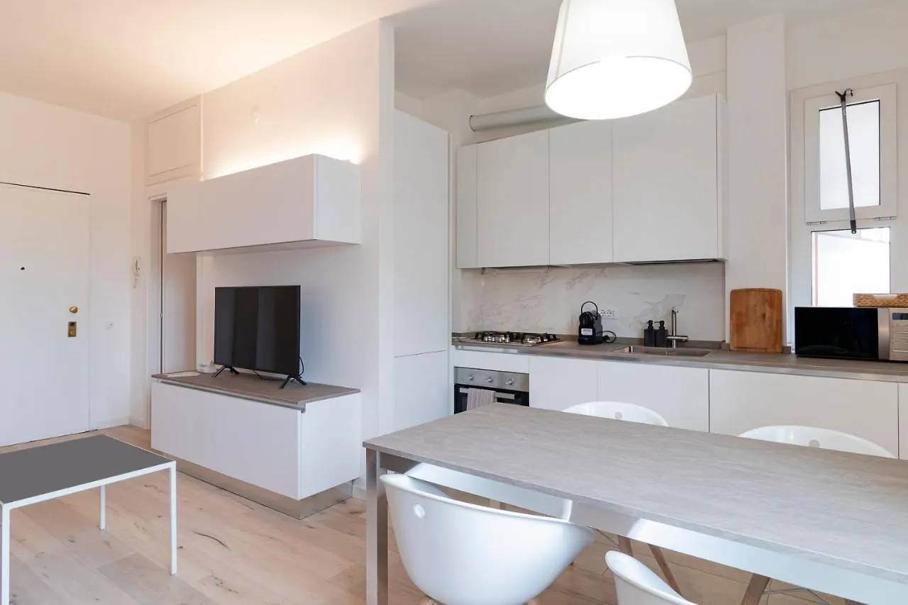 I Host Apartment - Ettore Ponti 48 Milan