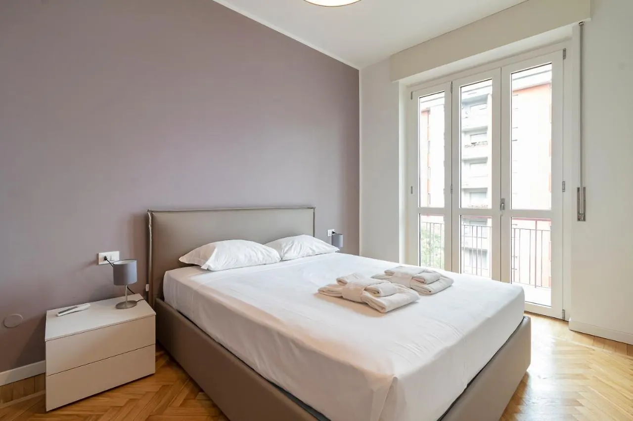 I Host Apartment - Ettore Ponti 48 Milan 0*,
